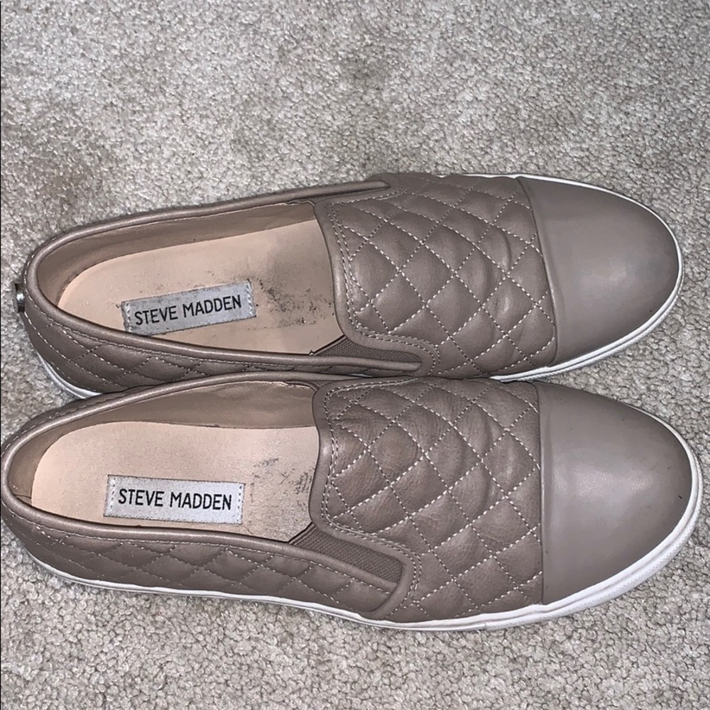 Steve Madden slip on sneakers